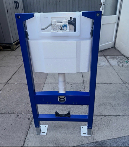 Concealed toilet cistern - toilet,